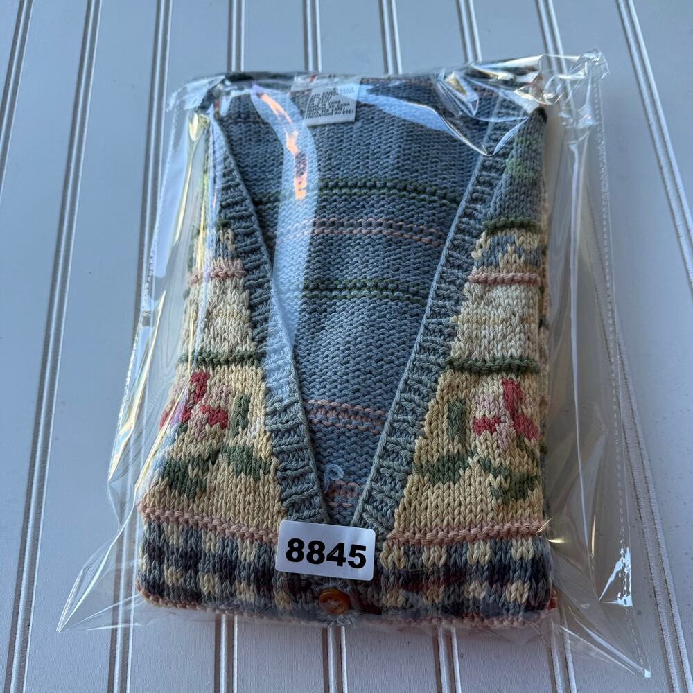 Talbots Size S Baby Blue knit Vest multicolor multi floral & geometric pattern - Picture 7 of 7